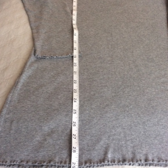 Victoria’s Secret Sleep Shirt EUC Size Medium - Picture 6 of 6